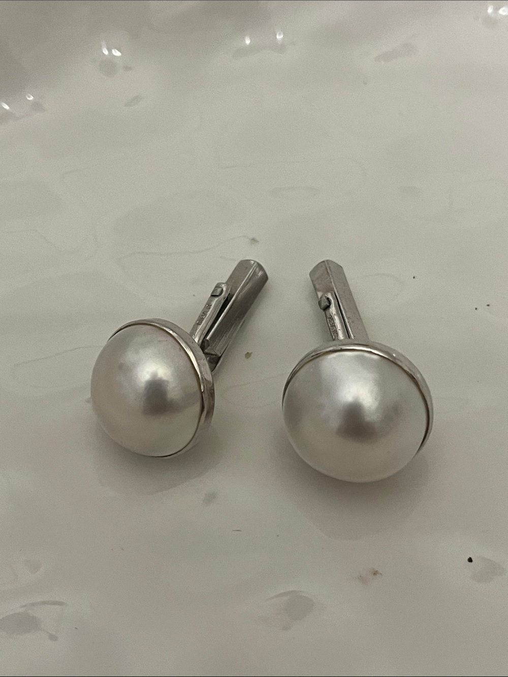 Classic Faux Pearl Round Cuff Links in White